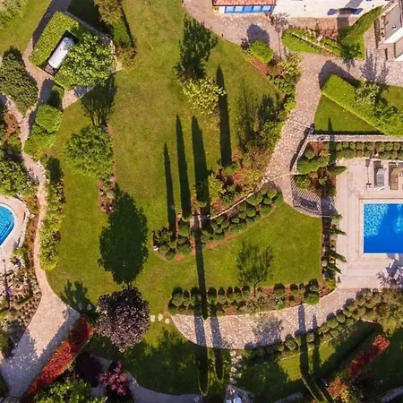 Case de vacanță Mit Privatpool Fuer 4 Personen Ca 96 Qm In Sveti Ivan Dobrinjski, Kvarner Bucht Krk