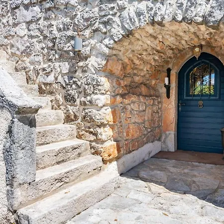 Mit Privatpool Fuer 4 Personen Ca 96 Qm In Sveti Ivan Dobrinjski, Kvarner Bucht Krk Case de vacanță *