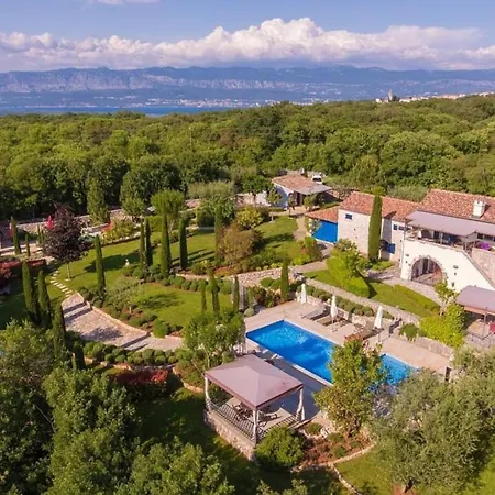 Mit Privatpool Fuer 4 Personen Ca 96 Qm In Sveti Ivan Dobrinjski, Kvarner Bucht Krk Σπίτι διακοπών